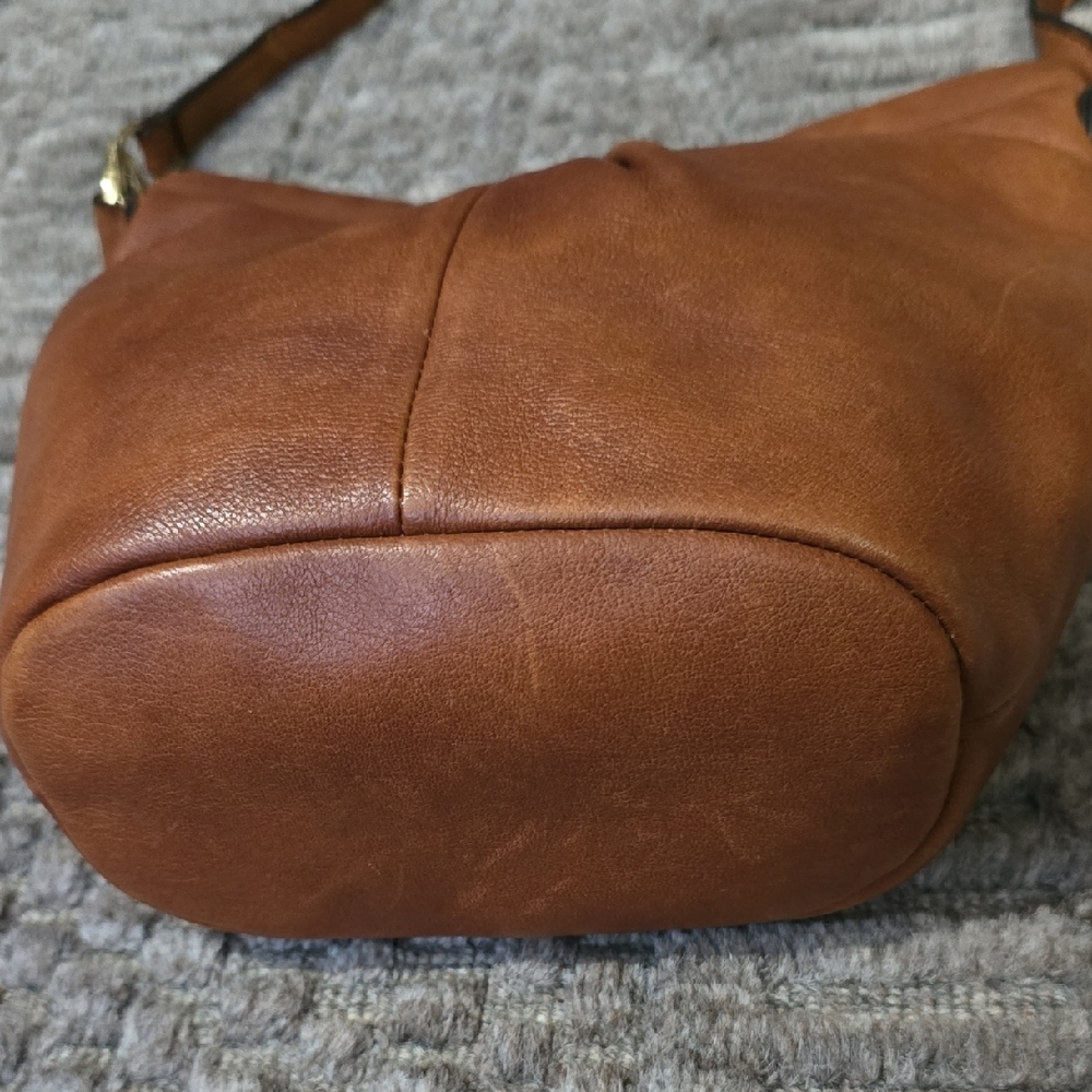 B. Makowski Brown Leather Crossbody Hobo Bag - Picture 5 of 11